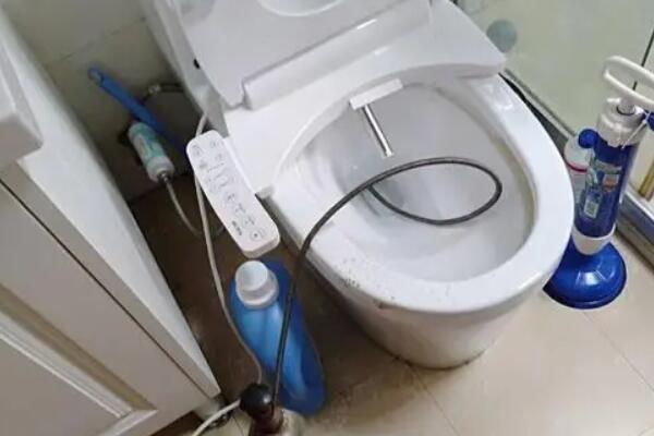 马桶下水慢怎么回事？有哪些注意事项？